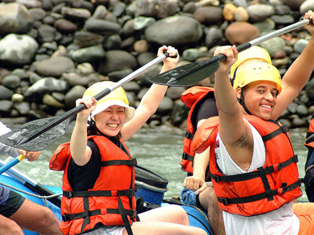 White Water Rafting in Pacuare River